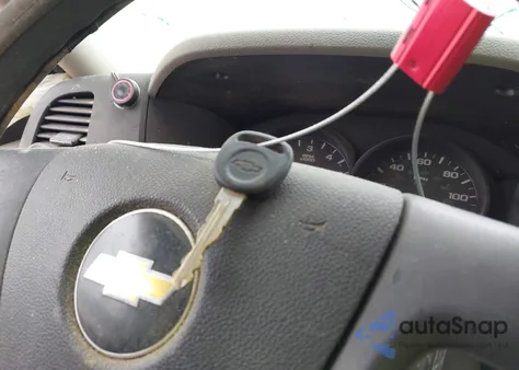 2011 Chevrolet Silverado 1500 Work Truck z USA, uszkodzony, nr VIN 1GCNCPEX4BZ175376